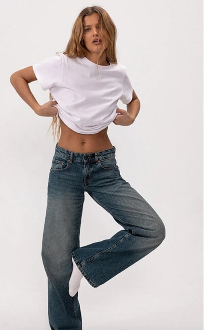 Motel Low Rise Parallel Jeans Womens Size 28